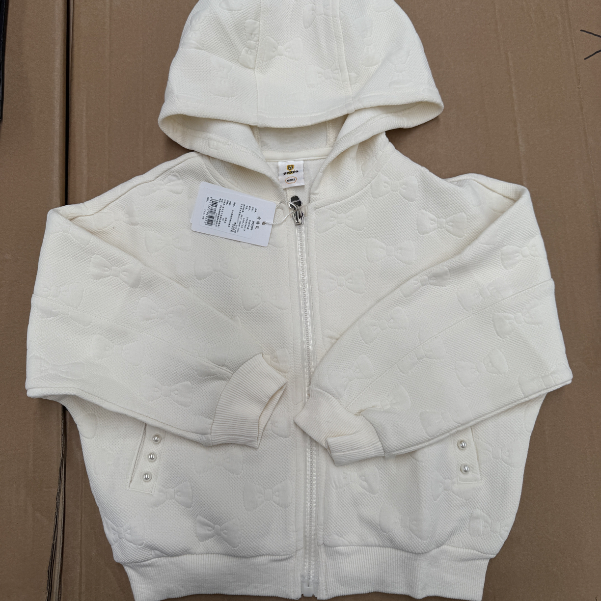 女童白色珍珠蝴蝶结外套