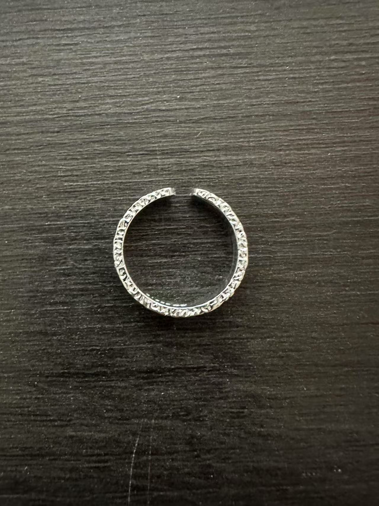 YZ071 锤纹戒子无礼盒