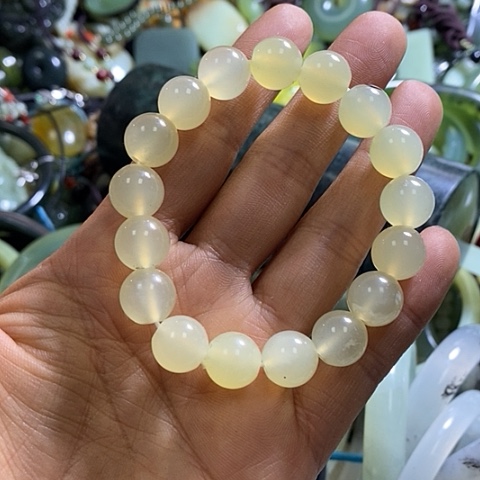 岫玉手链未镶嵌一个