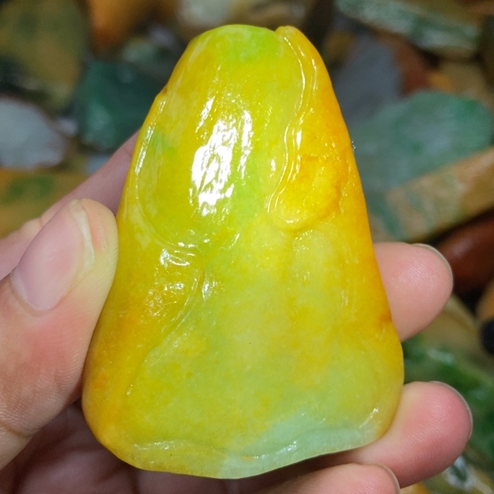 翡翠挂件未镶嵌缅甸翡翠