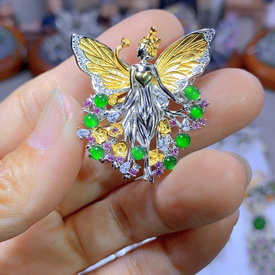 翡翠颈饰银S925镶嵌天然翡翠