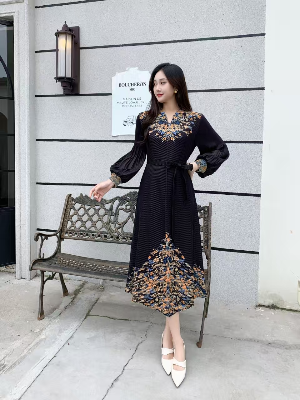 【文文家】SK206轻奢女装#V领灯笼袖三宅褶皱连衣裙
