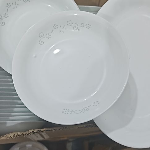 瓷玲珑白色8寸盘4个微瑕疵