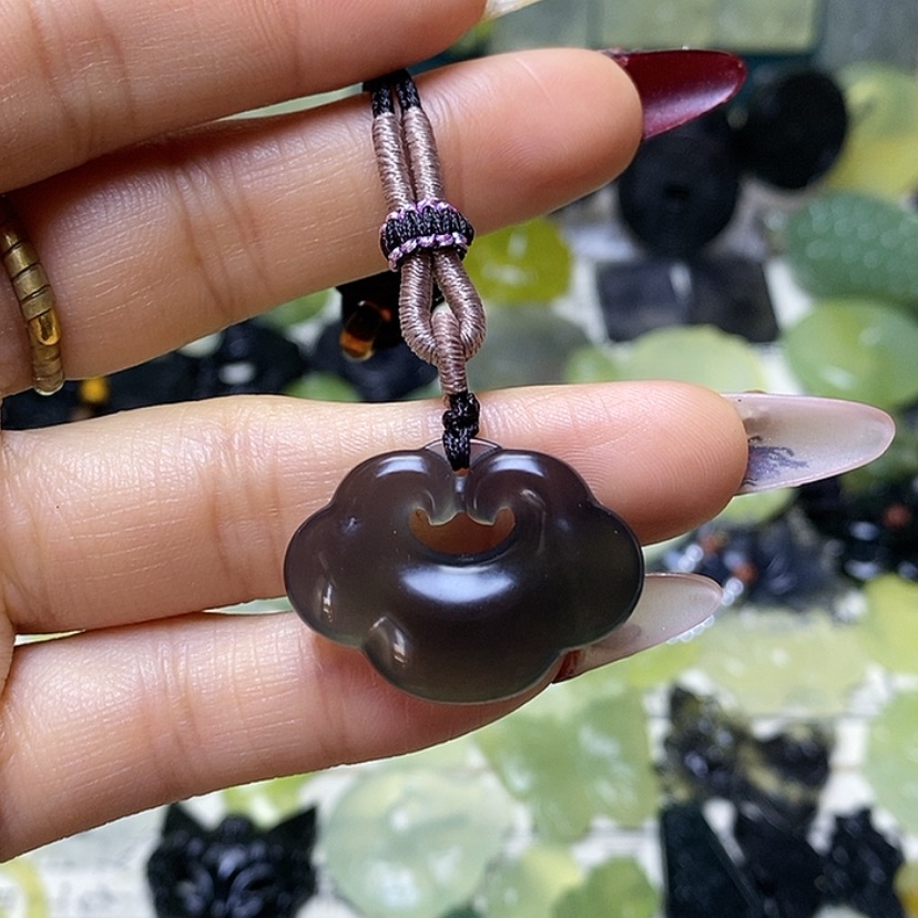 【闪购商品】蛇纹石玉颈饰未镶嵌