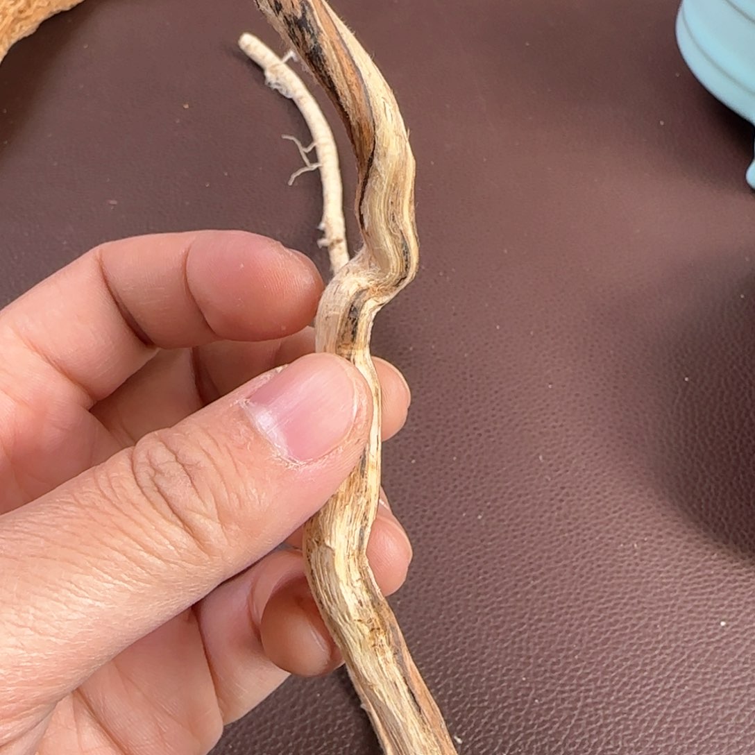 沉香摆件香港沉香根部料树心油3.5克