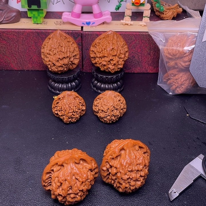 小***氓吊坠桃核官帽福利