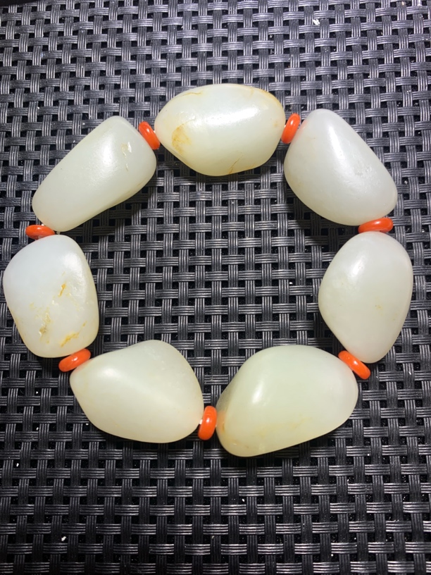 新疆和田玉大克重无修手串116克