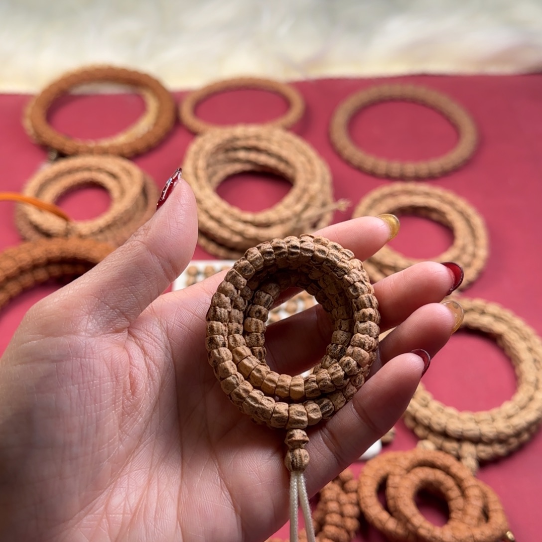 柏香籽/百香籽吊坠多棱大肠手持