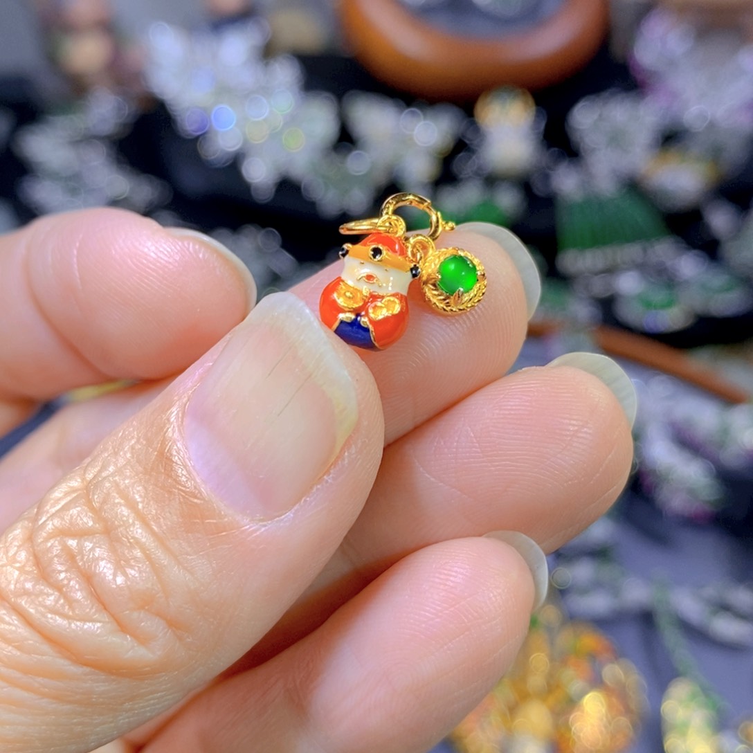 翡翠颈饰银S925镶嵌多样性发其一