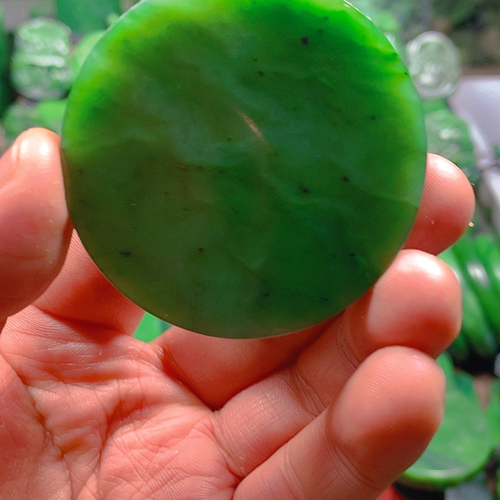 和田玉（碧玉）未镶嵌珠宝半成品