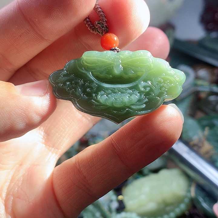 未镶嵌和田玉挂件