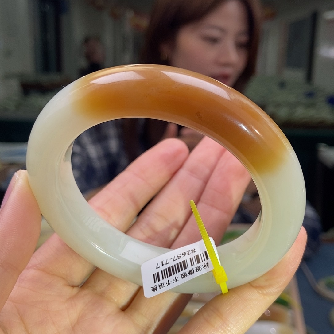 和田玉手镯未镶嵌57 58