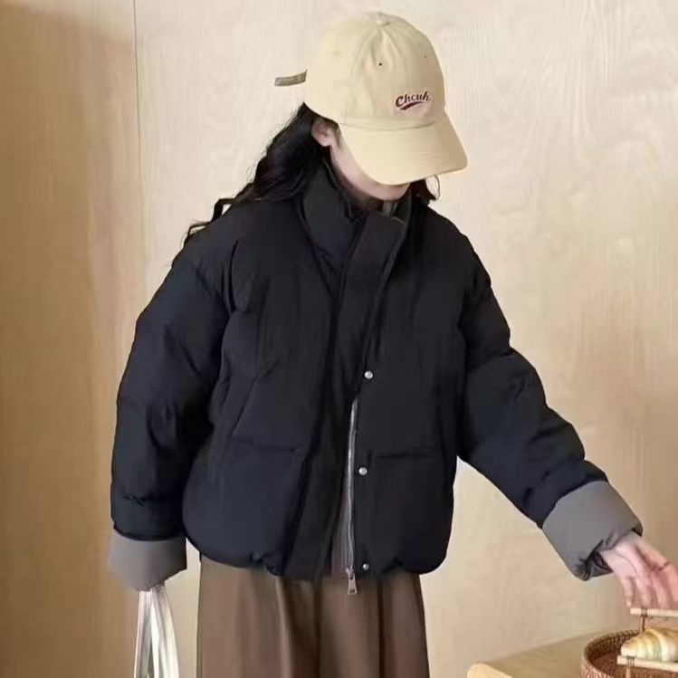初冬时尚小个子韩版撞色减龄羽绒服冬季短款