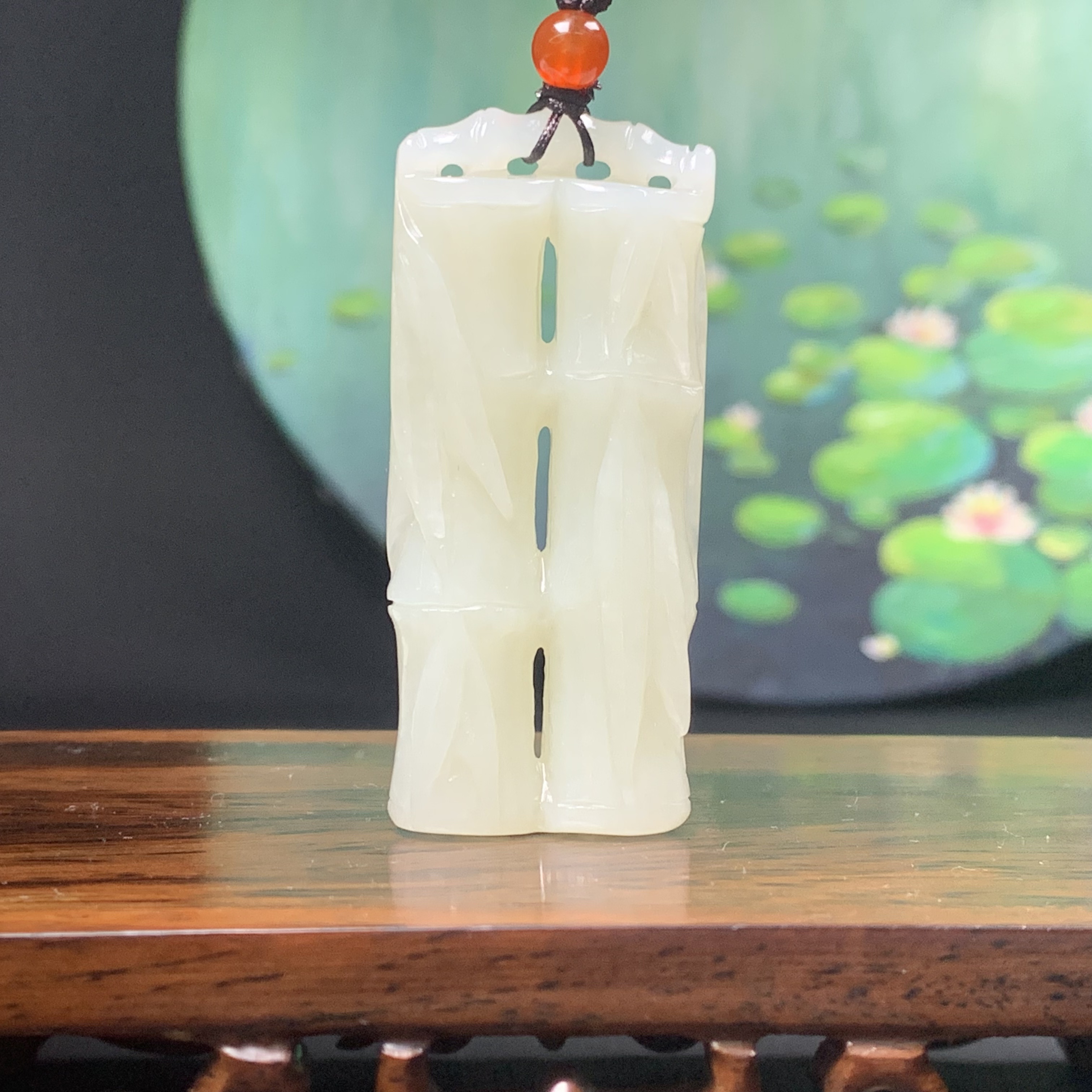 D4158珠宝玉石精选和田玉吊坠