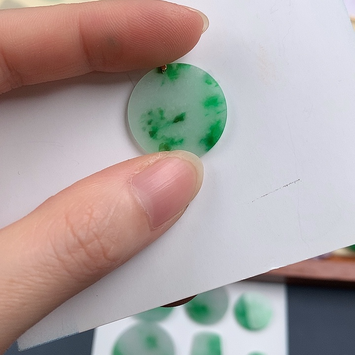 定制翡翠18K金镶嵌后**觉88544677888