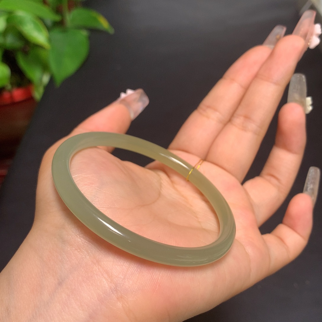 和田玉手镯未镶嵌59