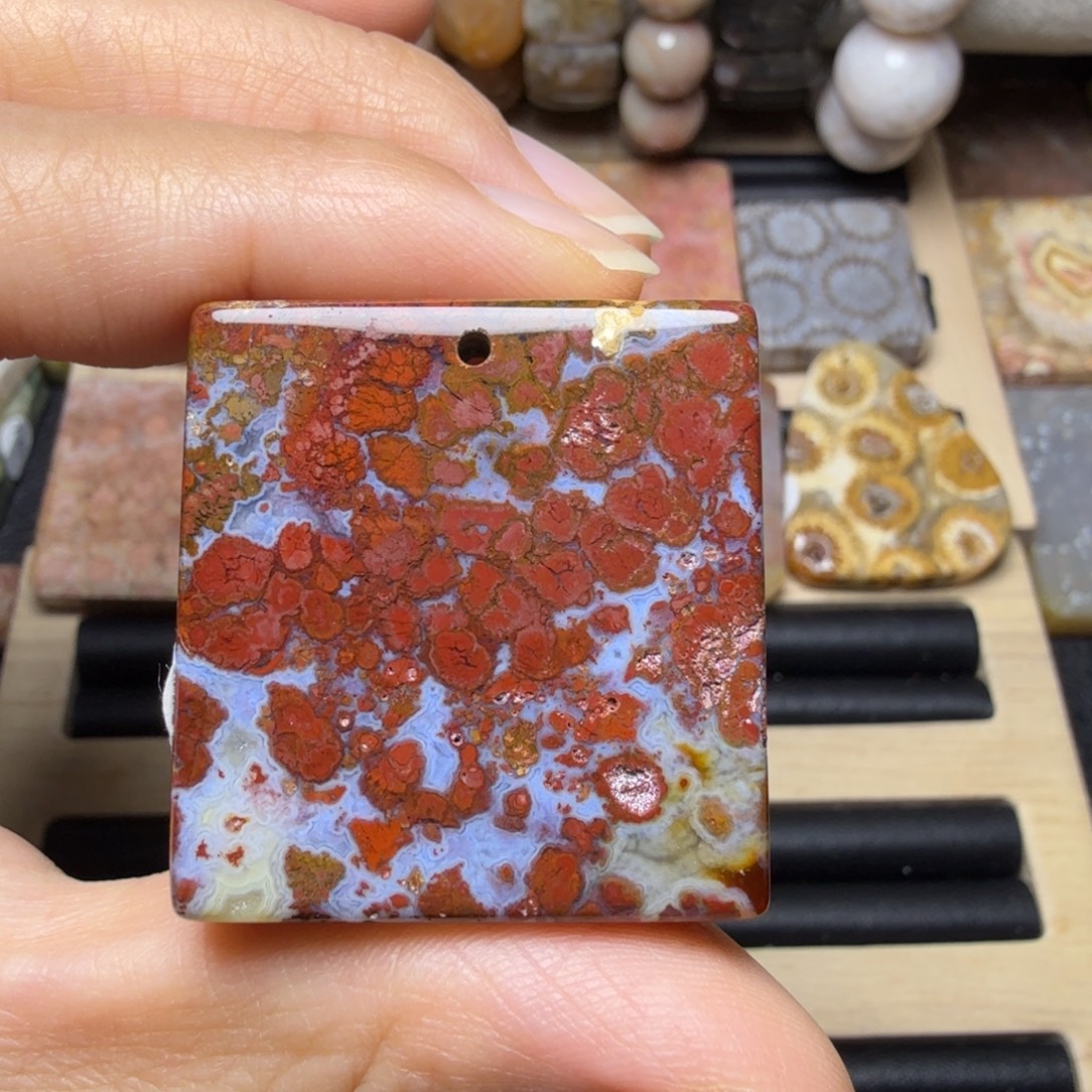 石英质玉未镶嵌踏雪寻梅，有包容