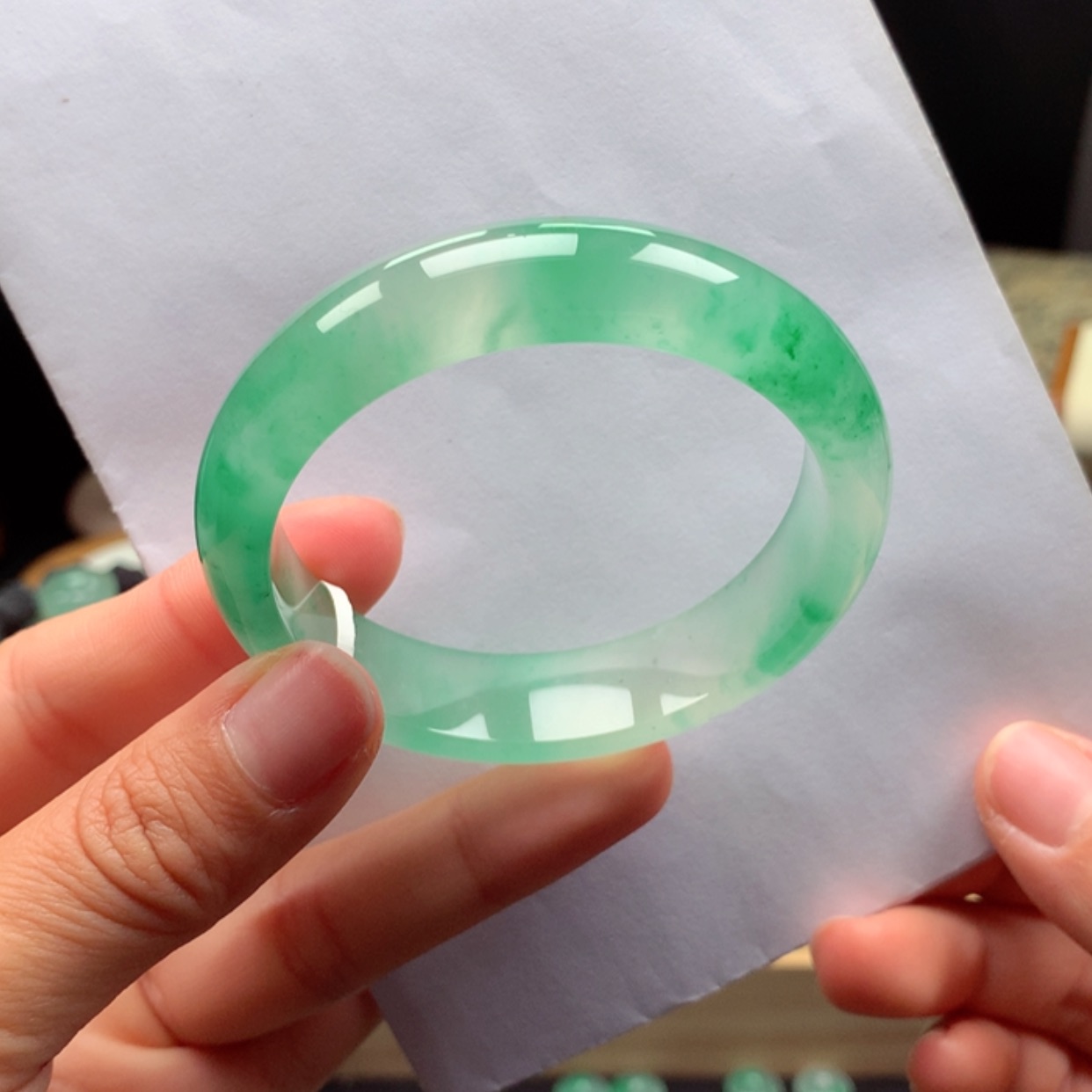 【闪购商品】合金手镯石英质玉