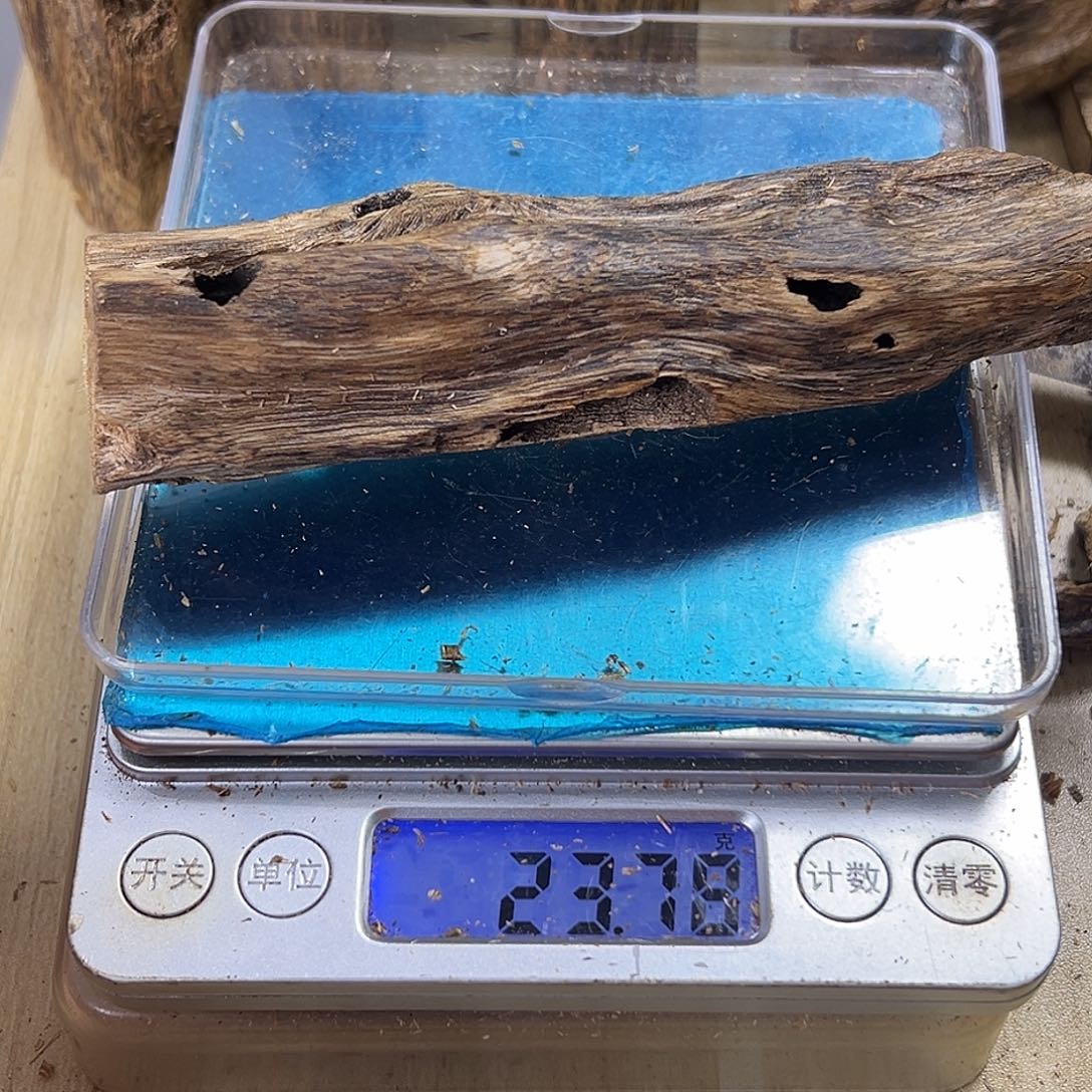 香料绿奇楠虫漏23克白棋