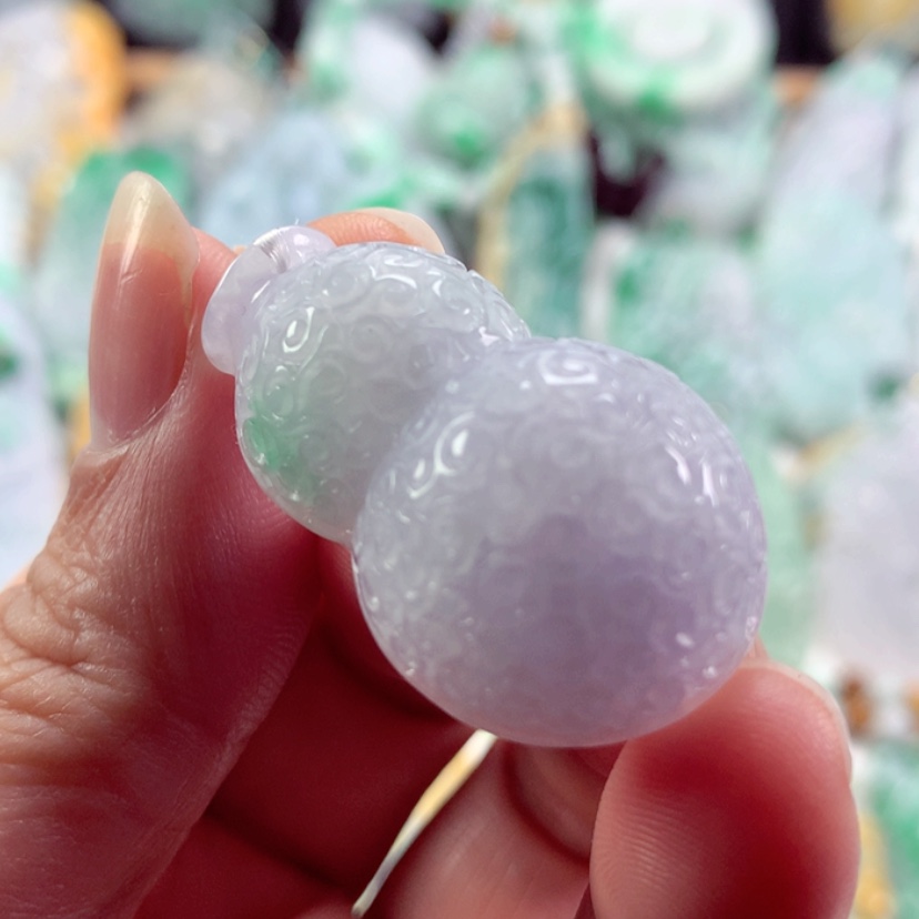 【闪购商品】翡翠吊坠(不含链)未镶嵌