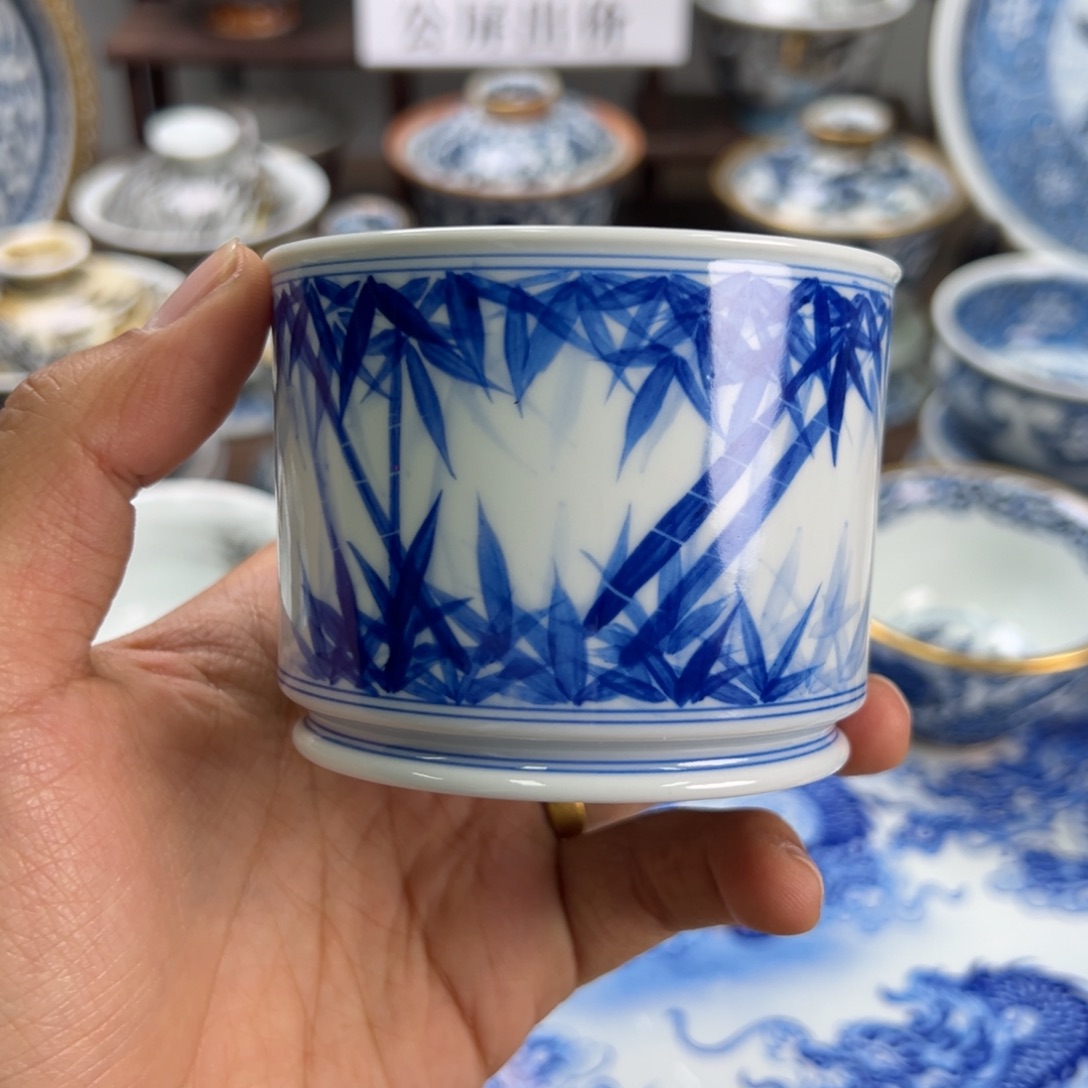 蕾****景德镇手工手绘陶瓷