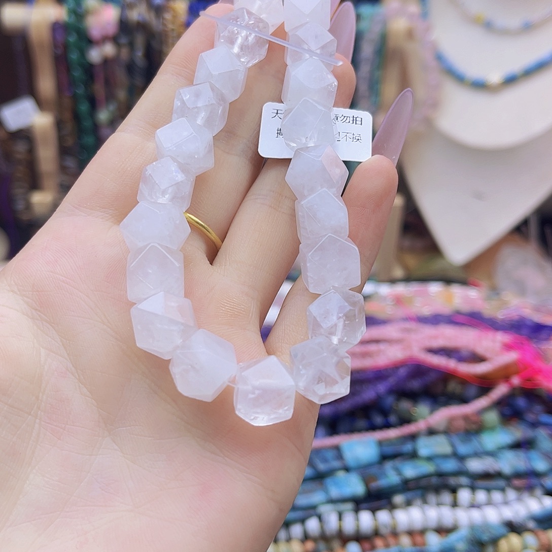 未镶嵌玛瑙/玉髓珠宝半成品/白水晶唐八棱约10mm 半条110号