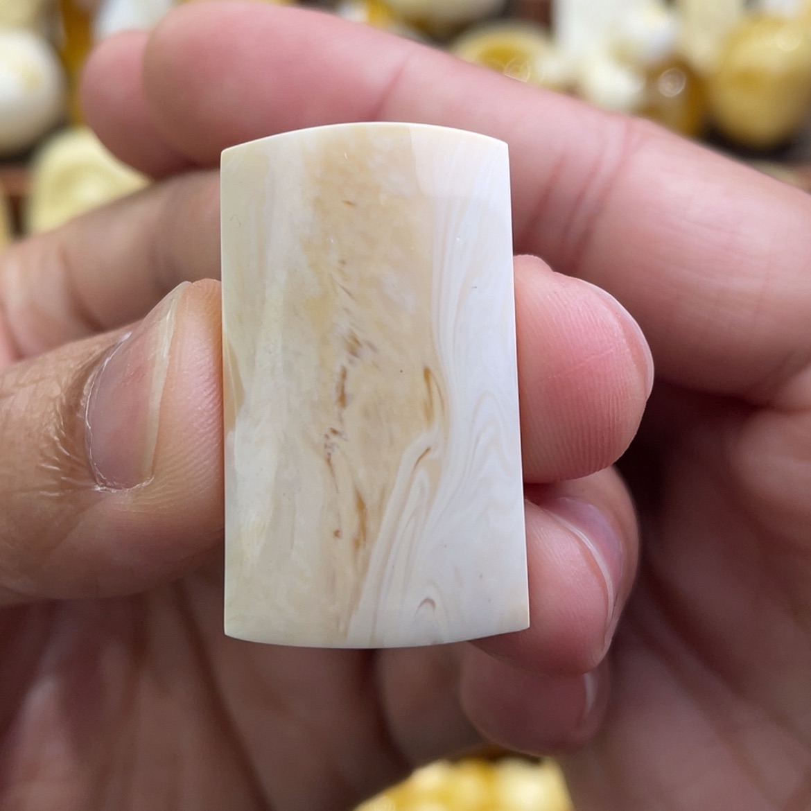 【闪购商品】琥珀裸石未镶嵌琥珀蜜蜡