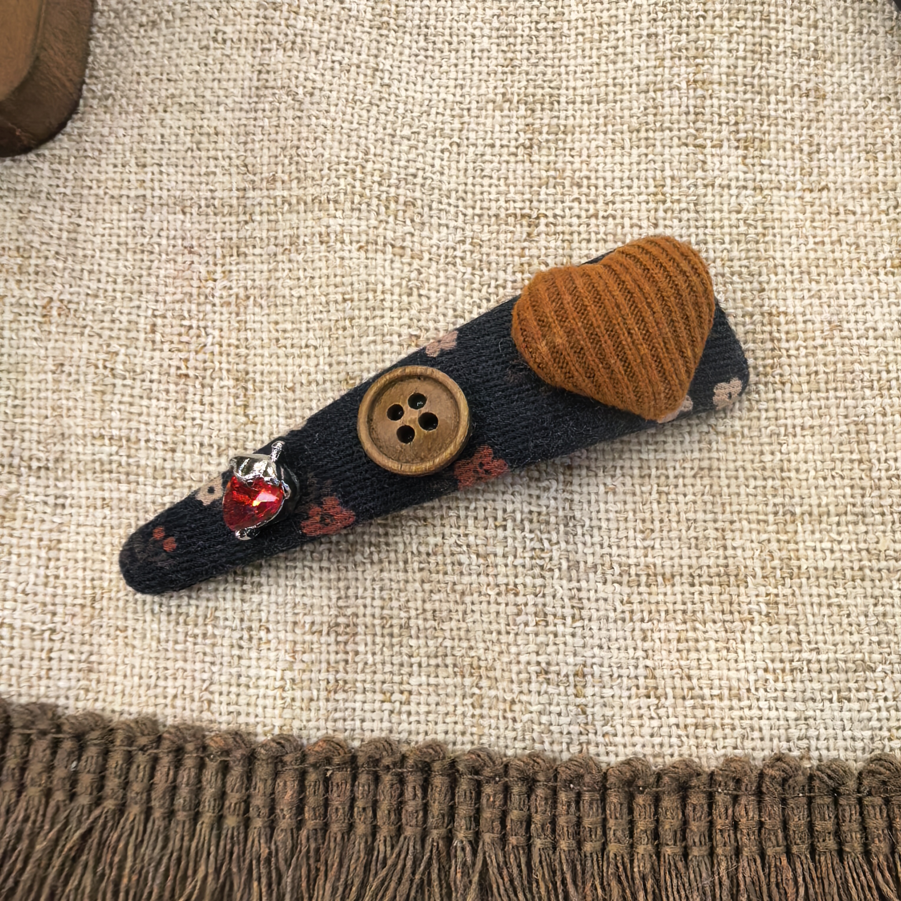 F090南瓜色爱心碎花掰掰夹