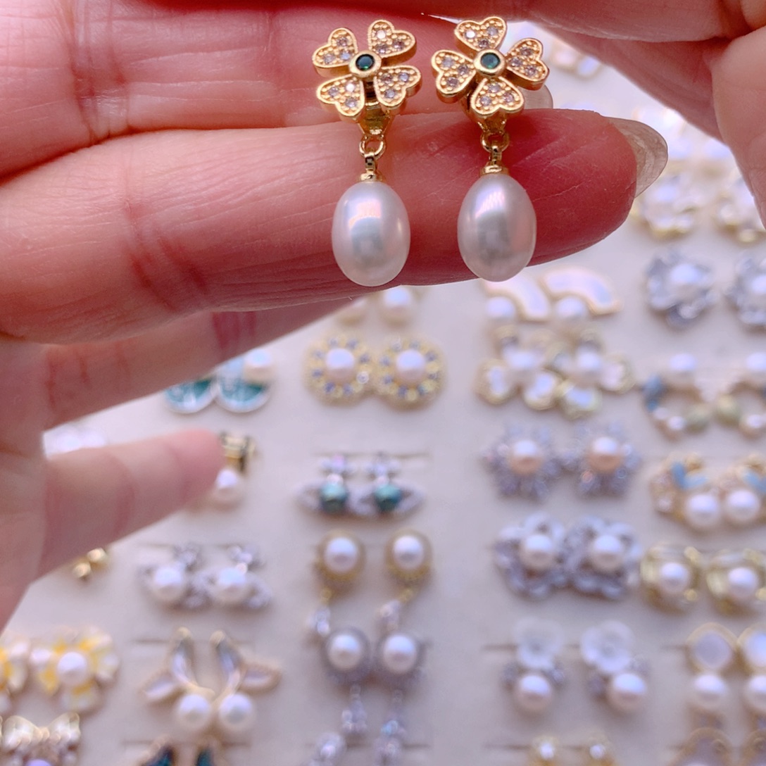 淡水珍珠耳饰合金