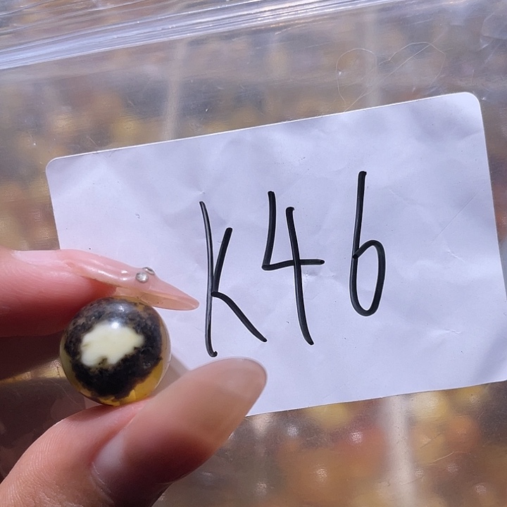 裸石琥珀未镶嵌13.8福利