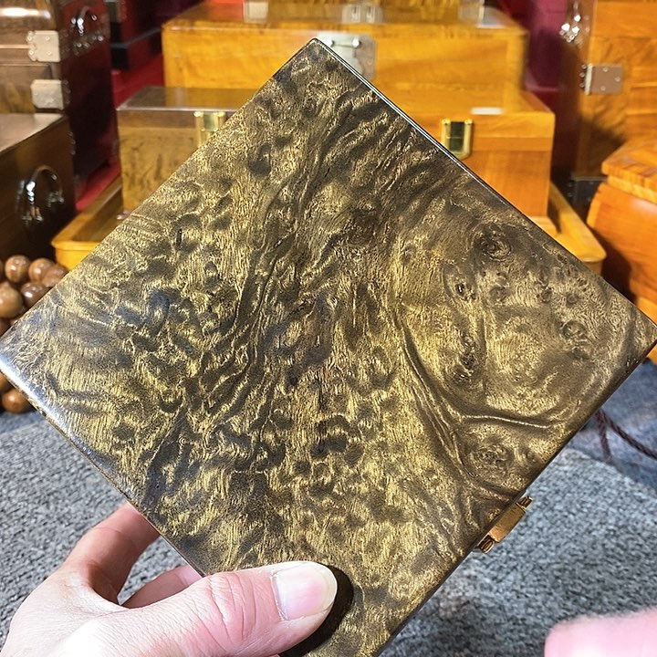 金丝楠阴沉木首饰盒