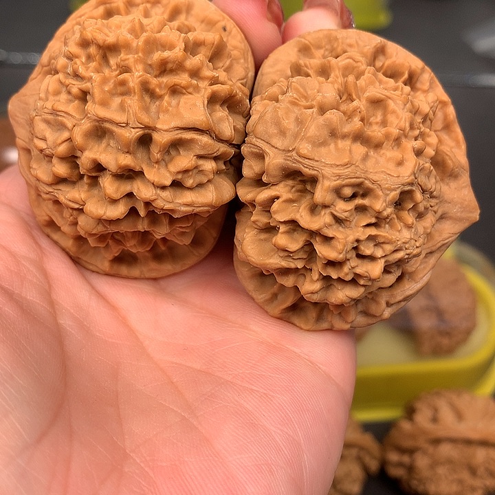 文玩核桃吊坠50官帽