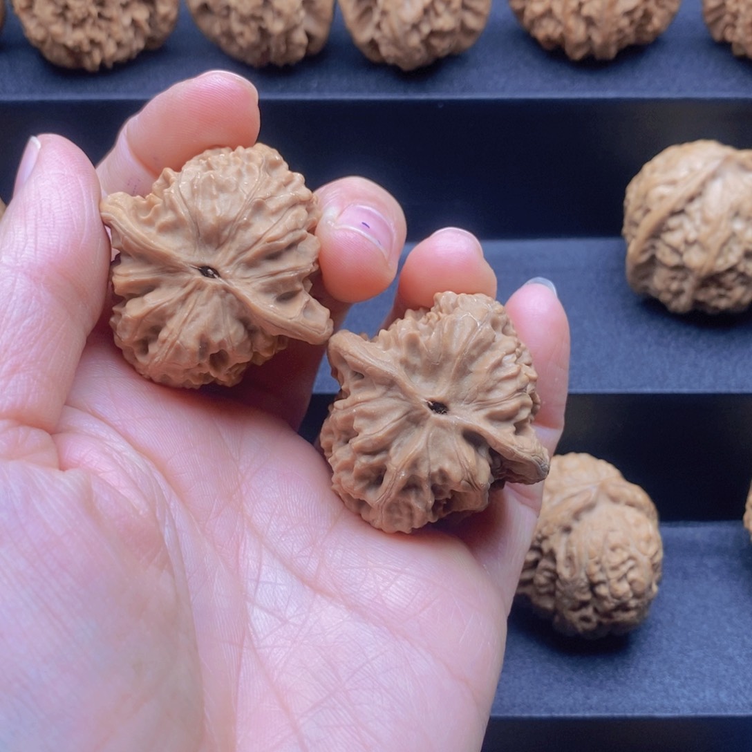 把件文玩核桃温***蟆野狼38