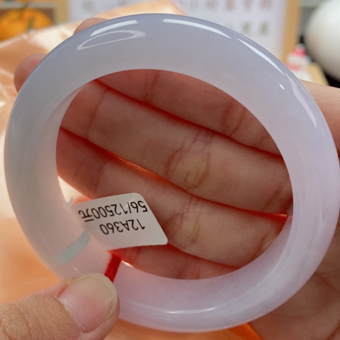 翡翠手镯未镶嵌天然A货翡翠