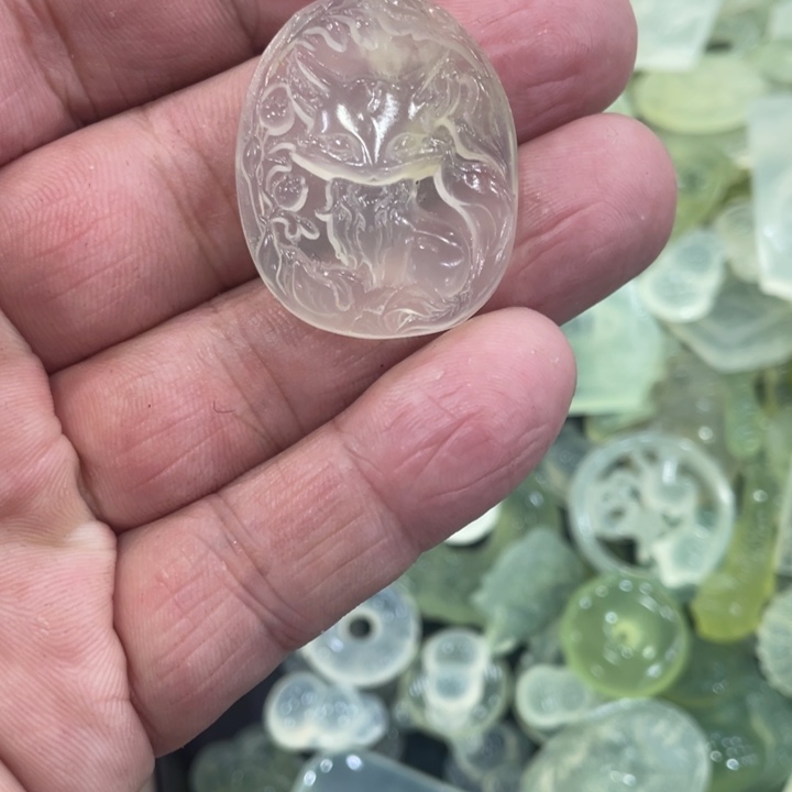 蛇纹石玉合金颈饰