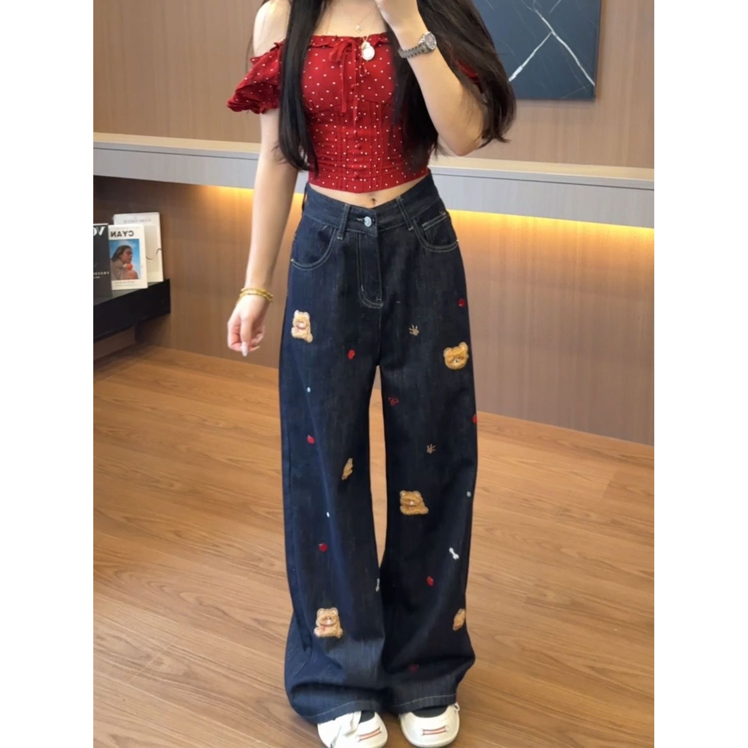 秋冬季美式小熊贴布刺绣牛仔裤女百搭设计感阔腿长裤直筒拖地裤