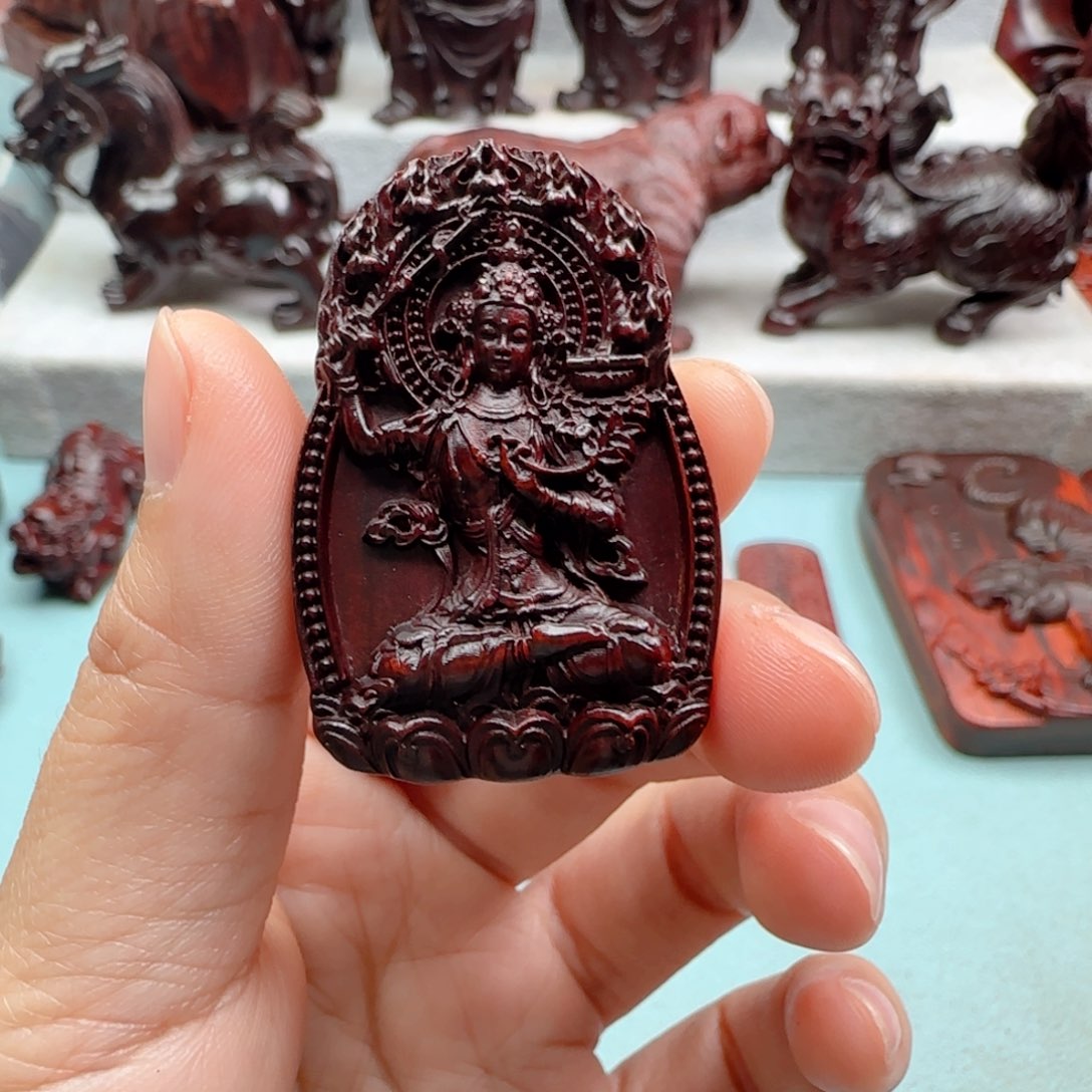 小叶紫檀把件文殊菩萨