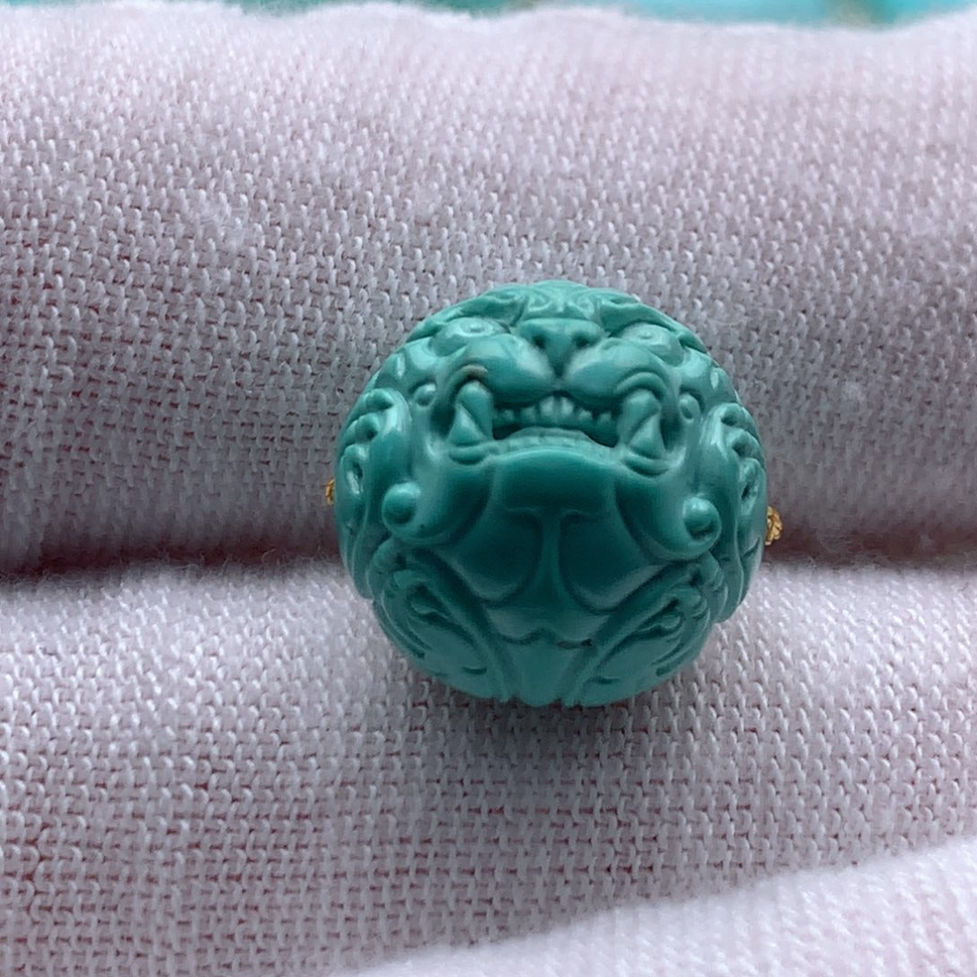 绿松石颈饰未镶嵌