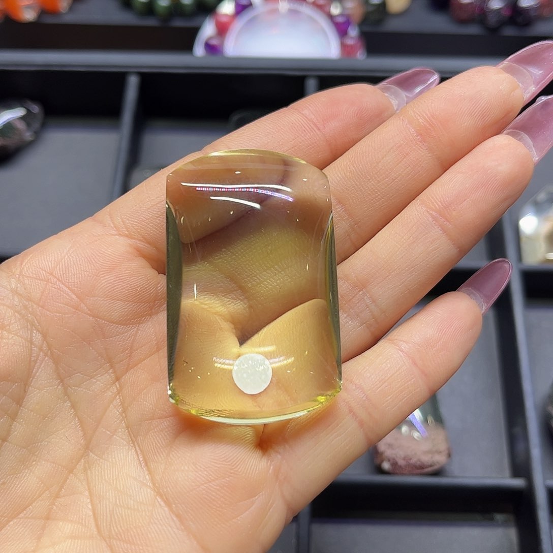 摆件未镶嵌水晶逍**?天然
