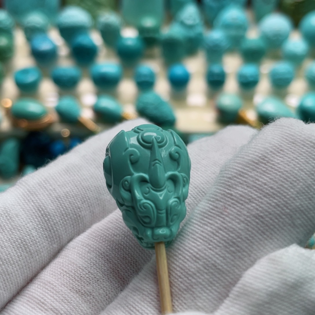 绿松石珠宝奇石未镶嵌