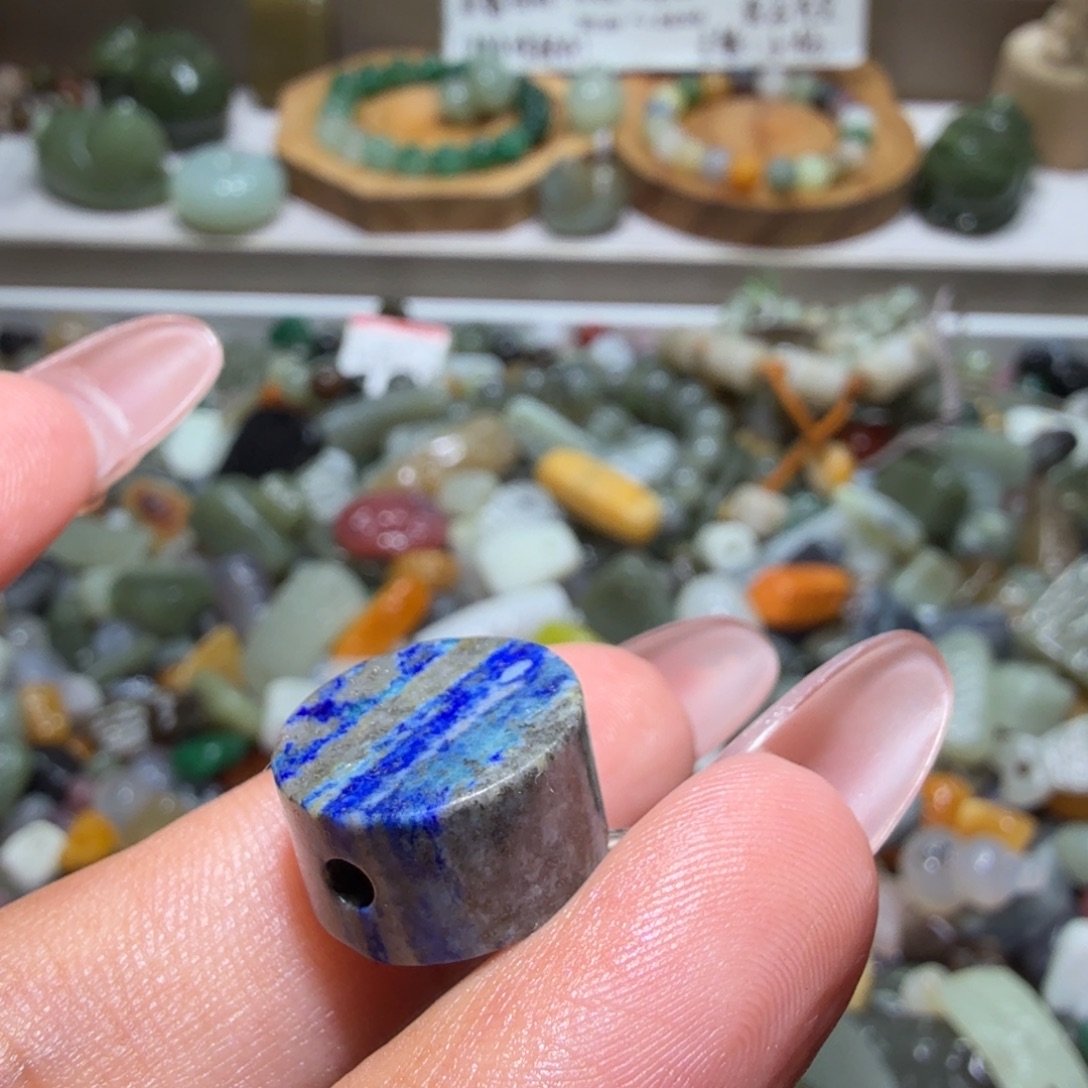 和田玉未镶嵌珠宝奇石