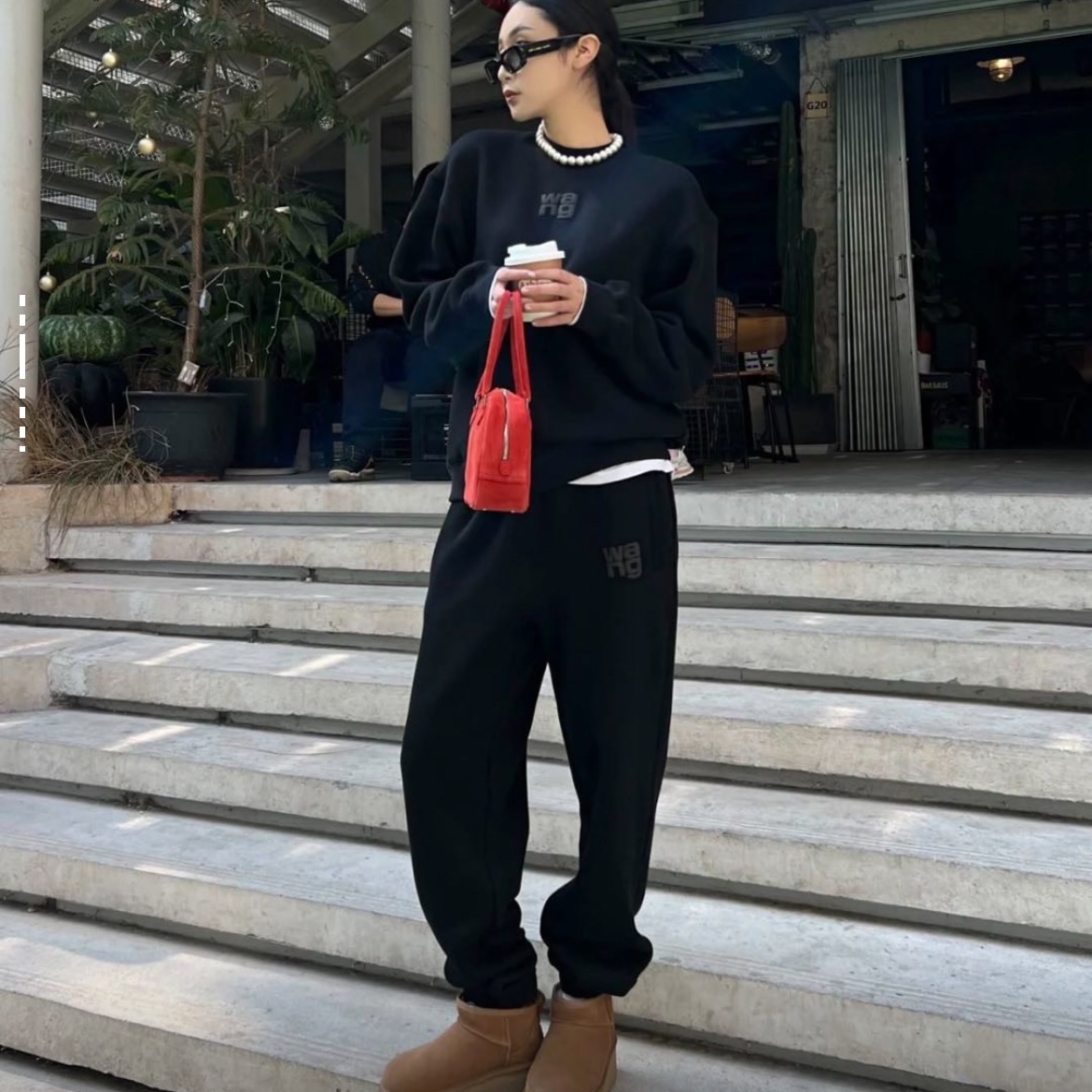 99新  52751/alexander wang 黑色logo印花加绒运动长裤/XS码