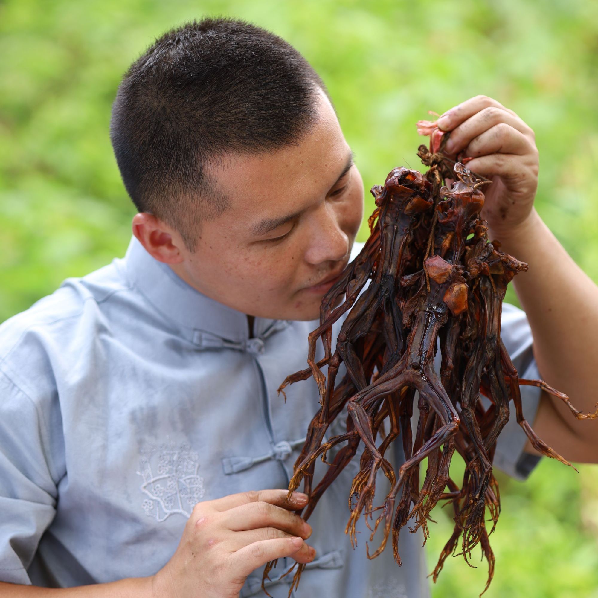 湖南超干耐嚼风干牛蛙正宗特产（500克/包）