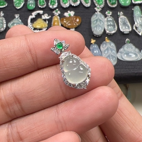 翡翠银S925镶嵌颈饰吊坠