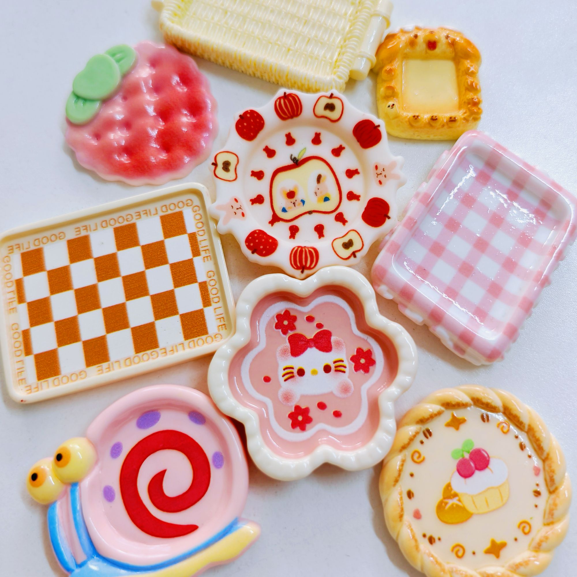 【只是盘子 不是麦序】随机发 小鼻嘎捏捏 餐盘 *11