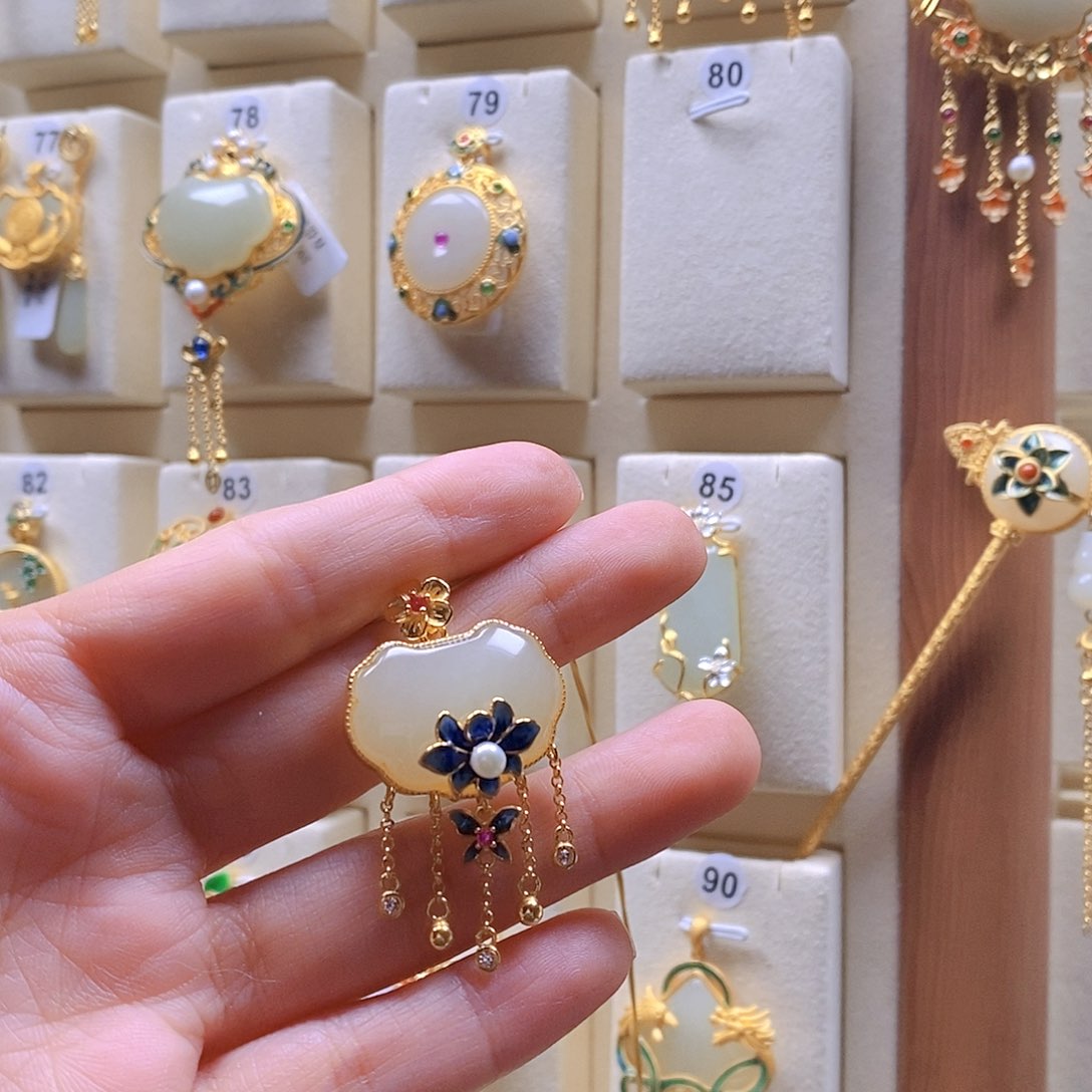 和田玉颈饰银S925镶嵌