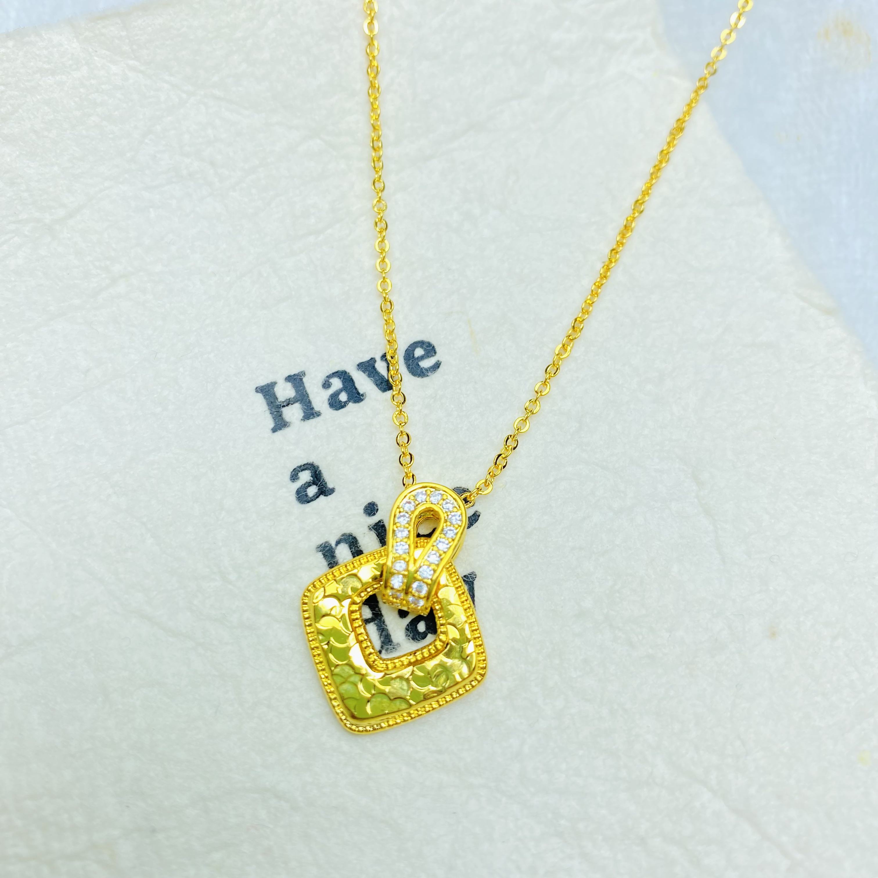 项链 K0463黄色碎冰冰方环扣项链多样性发货47384