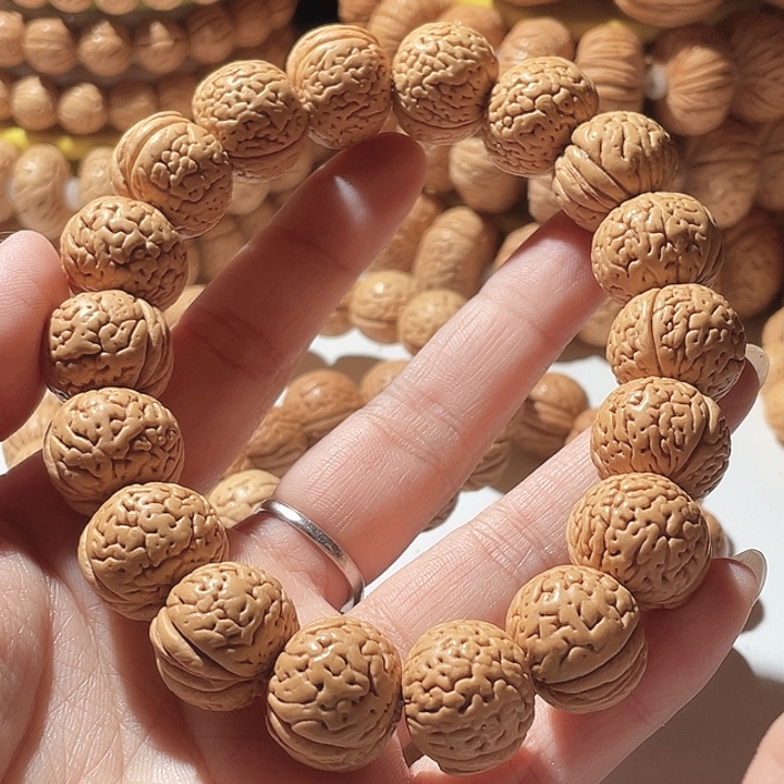 大***鳥桃核吊坠桃核手串玲珑塔91