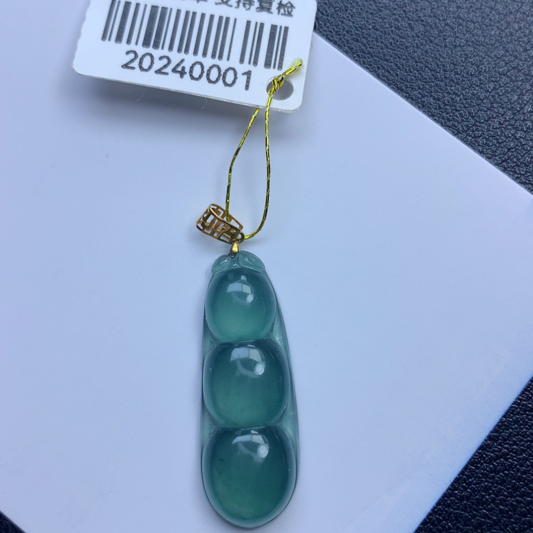 翡翠颈饰未镶嵌福豆
