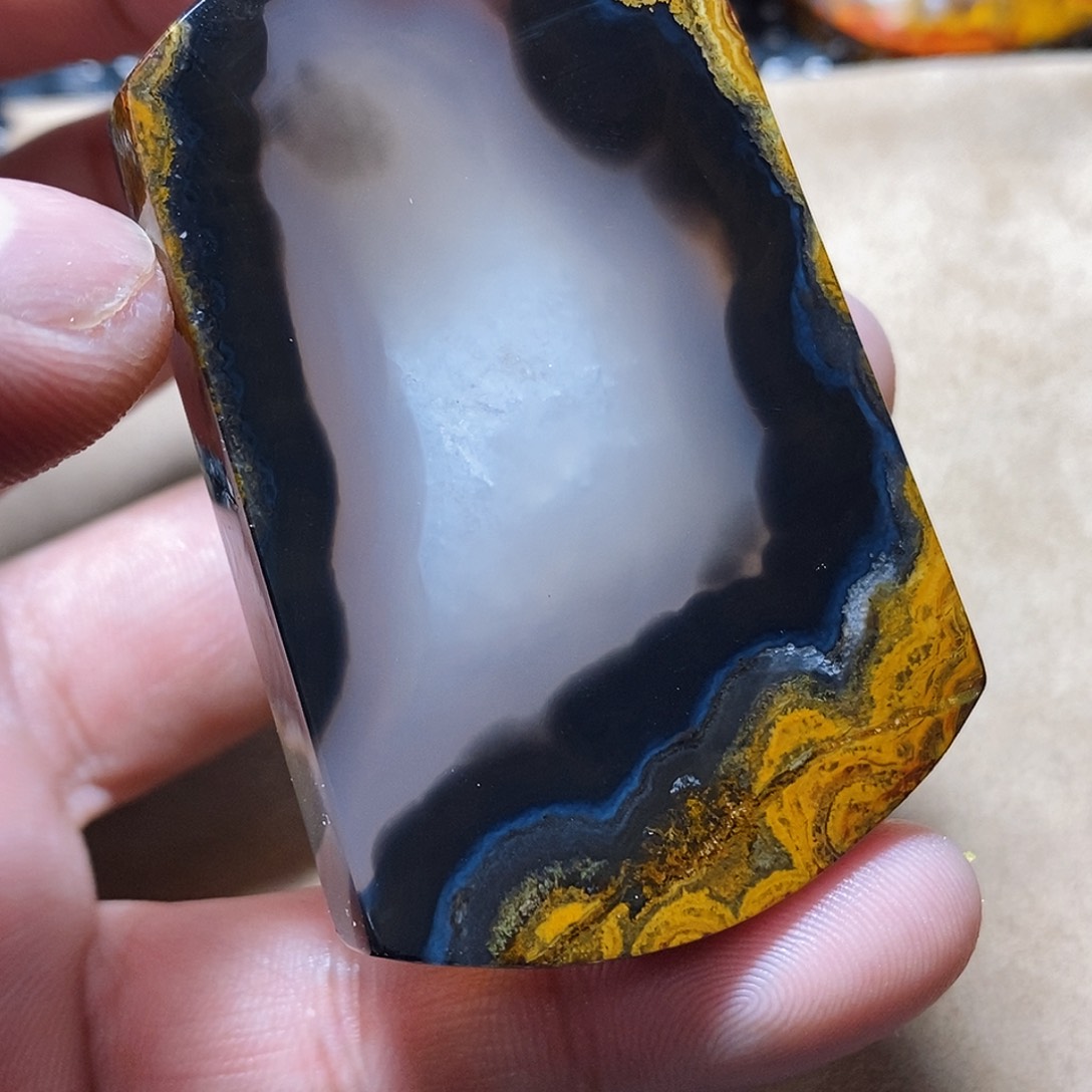 玛瑙/玉髓颈饰未镶嵌逍****间